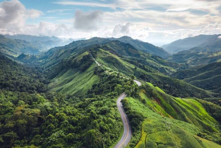 u2 Trilling 1864 Curves Amazing Thailand 8 1024x683 1